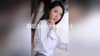  给老婆约个单男 家里床上操，又长又粗的大黑巴、上阵，媳妇脸上的表情好享受，被顶到花心般的滋润