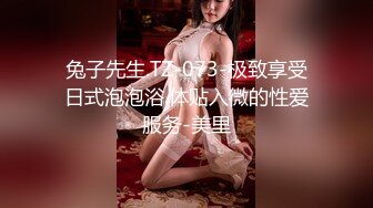 巨乳少妇 身材超丰满 奶大逼肥 吃鸡乳交 被眼镜胖哥无套输出 奶子哗哗