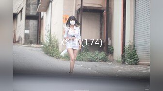 【新片速遞】写字楼女厕喜欢穿蕾丝内衣的美少妇❤️紧窄的逼洞像泉水一样往外冒