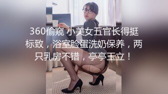 【新片速遞】女厕偷拍意外拍到一对情侣在里面脱光衣服吸奶舔逼吹箫打飞机差点没笑出来被妹子发现了