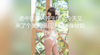  小伙子约了个妈妈，53岁芳龄，吃完晚饭楼下接她车震，倒挺有味道，阿姨一点不害羞