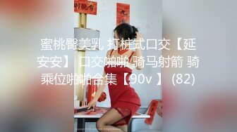 ❤❤麻花小辫清纯美少女，发骚黄瓜磨蹭骚逼，地上假屌骑乘位，猛捅小骚逼，娇喘呻吟喊爸爸