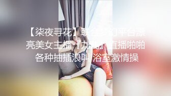 酒吧女厕全景偷拍身材苗条长腿小美妞润穴流尿屁股湿